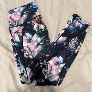 Fabletics Floral Print Leggings gently worn medium